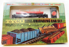 Load image into Gallery viewer, TYCO T- 926 Remote Control Log Unloading Car Boxed w/instructions Unused EARLY