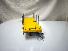 Load image into Gallery viewer, Bachmann 95615 Baltimore & Ohio Flat Car w/ stakes 1525 B&O G gauge Yellow C-8