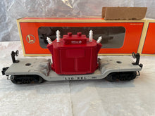 Load image into Gallery viewer, Lionel 6-16967 Depressed Center Flatcar #6461 Red transformer load w/insulators