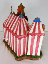 Load image into Gallery viewer, LEMAX 64492 Carnival Side Shows Circus Performers Animated Sound Light 2006 WRX