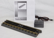 Load image into Gallery viewer, MTH 40-1008 RealTrax 10" Uncoupling Unloading operating gray w/ controller +inst