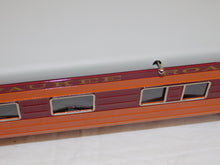 Load image into Gallery viewer, Lionel 6-13004 & 6-13006 STANDARD GAUGE HIAWATHA Loco & 4 car Passenger set WOW