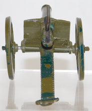 Load image into Gallery viewer, Britains 1263 Royal Artillery Gun BOXED 1/32 DieCast Camo paint Clean VINTAGE