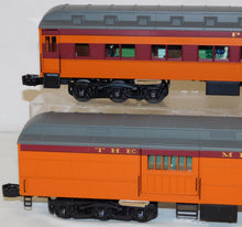 Load image into Gallery viewer, Lionel 6-25516 Milwaukee Road 18" Olympian Hiawatha Heavyweight 2 Car Set C-8 Standard O 1/48