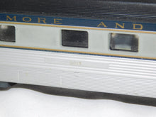 Load image into Gallery viewer, Rivarossi Baltimore & Ohio Three 85' Streamlined Passenger cars 2 Roomettes Coach HO