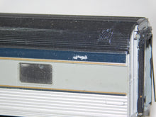 Load image into Gallery viewer, Rivarossi Baltimore & Ohio Three 85' Streamlined Passenger cars 2 Roomettes Coach HO