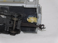 Load image into Gallery viewer, Rivarossi Baltimore & Ohio Three 85' Streamlined Passenger cars 2 Roomettes Coach HO