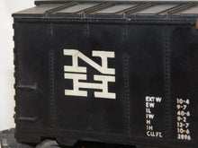 Load image into Gallery viewer, Lionel 6464-425 New Haven Box Car black Boxcar Postwar Type 2 body 1956-57 NH