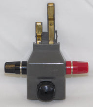 Load image into Gallery viewer, MTH 40-1003 Illumninated Lock On transformer to track RealTrax Rail King lighted used