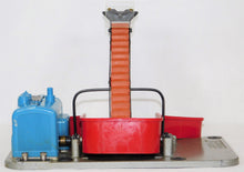 Load image into Gallery viewer, Lionel 397 BOXED Operating Belt Coal Loader 1948-57 accessory Working O clean w/instructions