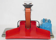 Load image into Gallery viewer, Lionel 397 BOXED Operating Belt Coal Loader 1948-57 accessory Working O clean w/instructions