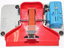 Load image into Gallery viewer, Lionel 397 BOXED Operating Belt Coal Loader 1948-57 accessory Working O clean w/instructions