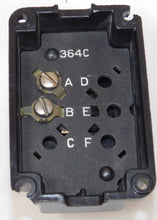 Load image into Gallery viewer, Lionel 397 BOXED Operating Belt Coal Loader 1948-57 accessory Working O clean w/instructions