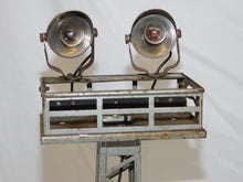Load image into Gallery viewer, Lionel Prewar 92 Standard gauge Floodlight Tower 20" Working BOXED & CLEAN