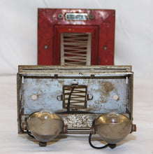 Load image into Gallery viewer, Lionel Prewar 92 Standard gauge Floodlight Tower 20" Working BOXED & CLEAN