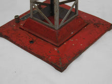 Load image into Gallery viewer, Lionel Prewar 92 Standard gauge Floodlight Tower 20" Working BOXED & CLEAN