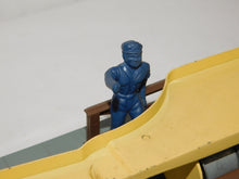 Load image into Gallery viewer, Lionel 362 Barrel Loader Complete +insert Paper 6 barrels OTC 364C BOXED Postwar