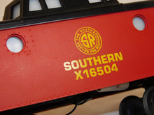 Load image into Gallery viewer, Lionel Trains 6-11704 Southern Freight Runner Set Diesel '87 Service Station Set