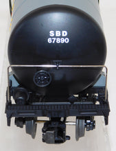 Load image into Gallery viewer, MTH 20-90069 Seaboard Unibody Modern tank car #67890 Premier Line O scale 1/48
