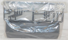 Load image into Gallery viewer, Atlas O 6902 Kit os TWO Passenger Station Platforms Boxed sealed C-9 for O / 027