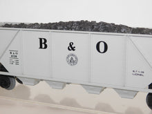 Load image into Gallery viewer, Lionel Trains 6138 B&O Quad Hopper w/ coal load 4 bay Baltimore & Ohio 1986 O