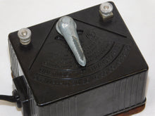 Load image into Gallery viewer, Lionel Trains 1026 transformer 25 watt power pack Postwar 1961-64 AC power CLEAN