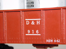 Load image into Gallery viewer, American Flyer 916 Delaware Hudson Gondola w/5 cannister D&H EARLY version