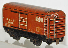 Load image into Gallery viewer, Marx 90171 B&LE Bessemer boxcar Med Brown white lettr 6" tinplate solid door t&s
