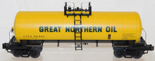 Load image into Gallery viewer, MTH 20-96017 Great Northern OIL Unibody tank car UTLX 76488 Premier Line 1/48 GN