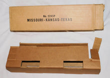 Load image into Gallery viewer, Lionel 2245 Texas Special F3 AB diesel MKT Katy Postwar F-3 w/box Super Clean Postwar