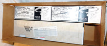 Load image into Gallery viewer, Lionel Trains 6-11712 Great Lakes Express Steam Passenger 1990 Service Station Set