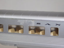 Load image into Gallery viewer, Santa Fe 2985 Streamlined Passenger car Coach Super Chief HO Scale C-5+ add trux