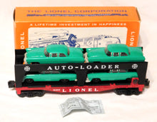 Load image into Gallery viewer, Lionel 6414 Evans Auto Loader KELLY GREEN automobiles cars Postwar CLEAN BOXED
