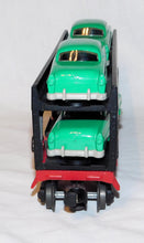 Load image into Gallery viewer, Lionel 6414 Evans Auto Loader KELLY GREEN automobiles cars Postwar CLEAN BOXED