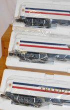 Load image into Gallery viewer, Lionel 6-39085 American Freedom Train Three CAR Heavyweight Passenger ADD-ON Set NEW