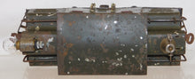 Load image into Gallery viewer, Lionel Prewar #152 Electric NYC S-Type 0-4-0 Engine 1918 Green Runs Y Stanchions