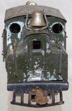 Load image into Gallery viewer, Lionel Prewar #152 Electric NYC S-Type 0-4-0 Engine 1918 Green Runs Y Stanchions
