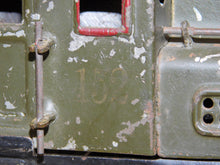 Load image into Gallery viewer, Lionel Prewar #152 Electric NYC S-Type 0-4-0 Engine 1918 Green Runs Y Stanchions