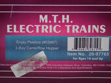 Load image into Gallery viewer, MTH 20-97765 ENJAY Plastics 3 Bay Centerflow Hopper Premier O C-8 #53487 1/48