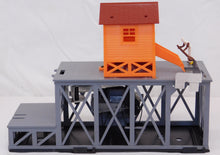 Load image into Gallery viewer, Lionel Trains 6-12703 Operating Icing Station Accessory C-7 O/027 Boxed Ice 352