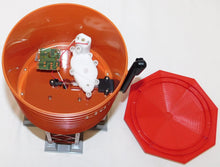 Load image into Gallery viewer, Lionel Trains 138 operating Water Tower accessory 6-12916 O gauge boxed C-8