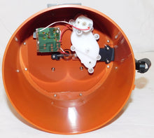 Load image into Gallery viewer, Lionel Trains 138 operating Water Tower accessory 6-12916 O gauge boxed C-8