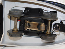 Load image into Gallery viewer, Lionel 6-15507 PHANTOM III Passenger 4car set lighted Silver Pratts Hollow C-8 boxd