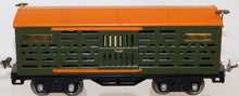 Load image into Gallery viewer, Prewar Lionel 513 Standard gauge Cattle Car GREEN / orange NICE REPAINT 1927-38