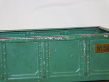 Load image into Gallery viewer, Lionel 512 Peacock gondola Standard Gauge COPPER journals / brass 1932 Prewar