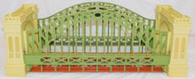 Load image into Gallery viewer, Lionel 6-32904 #305 Hellgate Bridge Standard Gauge /O Metal Cream/Green tinplate