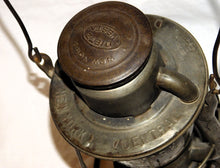 Load image into Gallery viewer, New York Central Railroad Lantern Clear Embossed Globe Dietz Vesta Dated NYC