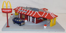 Load image into Gallery viewer, MTH 30-9114 Operating McDonalds Restaurant Rail King Boxed O operating accessory