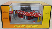 Load image into Gallery viewer, MTH 30-9114 Operating McDonalds Restaurant Rail King Boxed O operating accessory