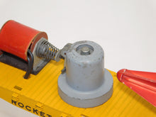 Load image into Gallery viewer, American Flyer #25056 USMC Rocket Launcher Set Div 37 w/ Boxcar & Flatcar CLEAN